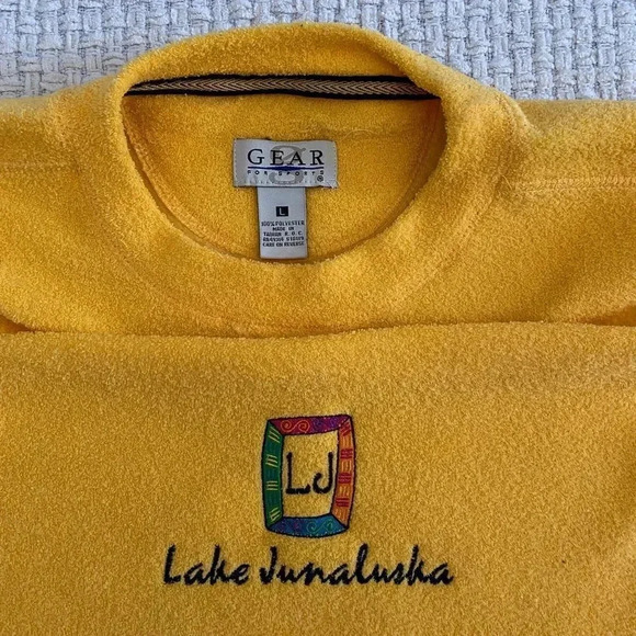 YELLOW Lake Junaluska Pullover Size Large - Picture 3 of 5